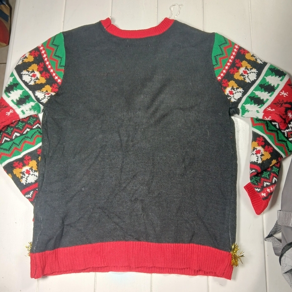 Women's XL Christmas Holiday Ugly Sweater Bull Dog “ It’s been a ruff year” - Picture 11 of 12